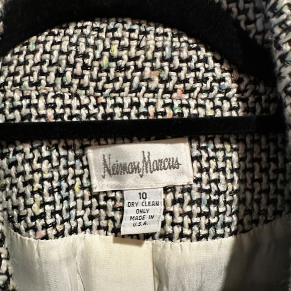 Neiman Marcus Blazer, Black & White, Size 10 - Picture 2 of 5